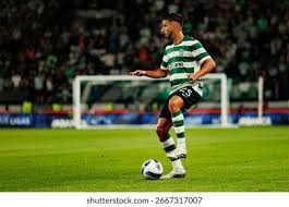 第5个欧冠席位稳了！英超球队再赢1场欧战，即可