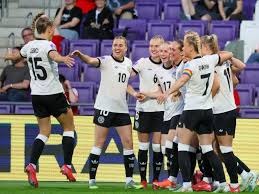 投疯了！凯尔特人首节命中10记三分球&前七球均是三分